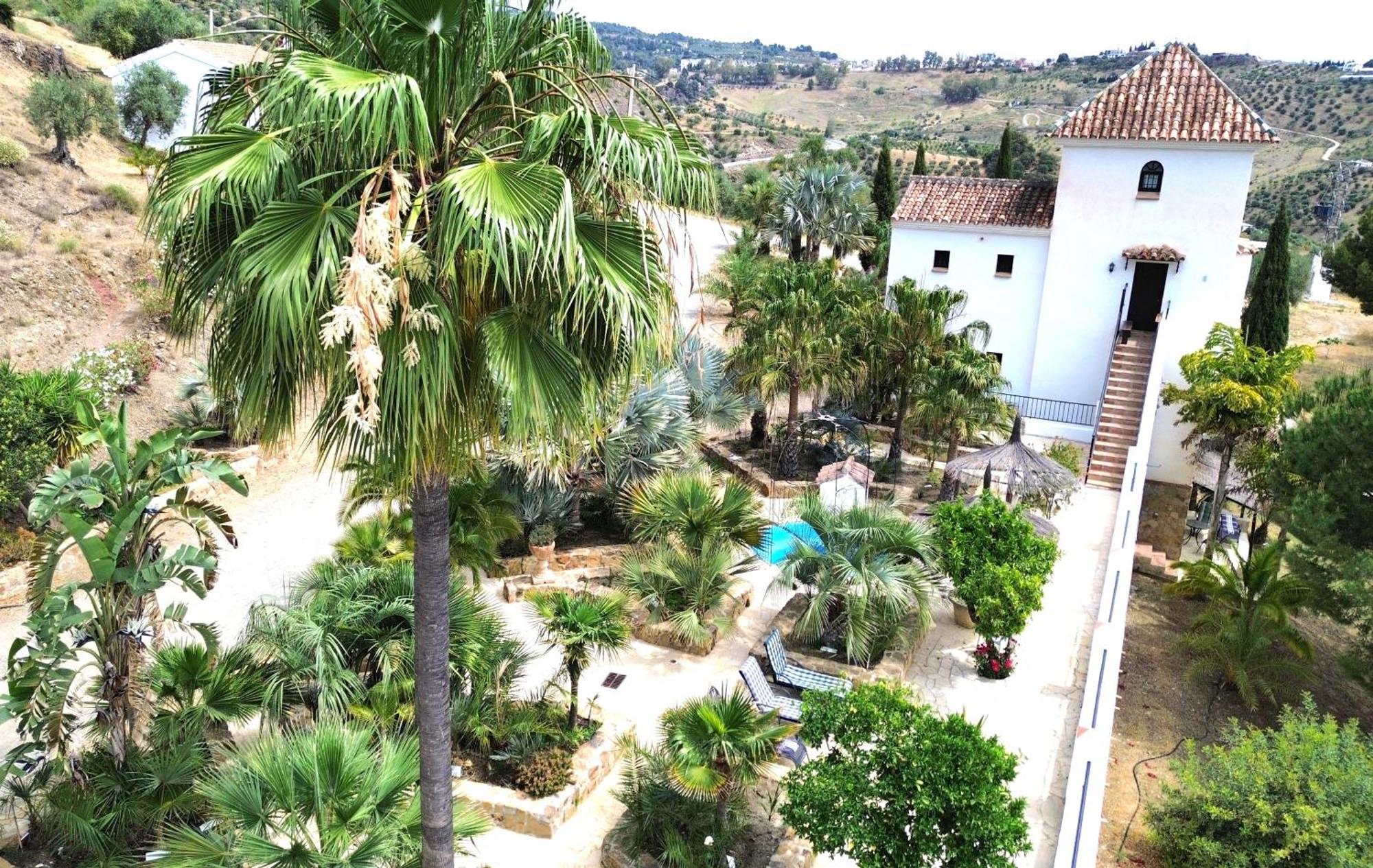 Castle Tower Apartment In Rural Holiday Park 'Bernard' โตล็อกซ์ ภายนอก รูปภาพ
